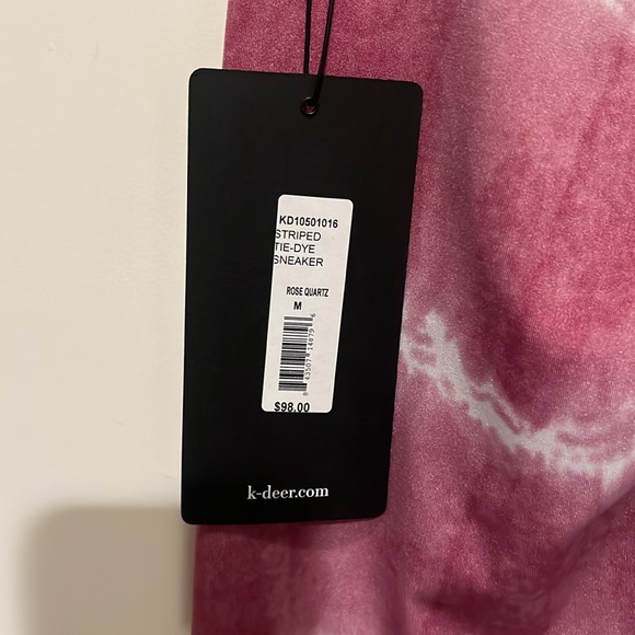 K-deer NWT pink and white tie dye size M sneaker lemgth - Picture 5 of 5